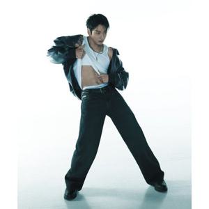 캘빈클라인 CALVIN KLEIN JEANS [ 정국 ]배기핏 진 4RF778G XB0 4RF778GXB0 396493