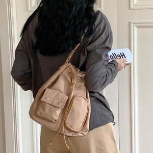 [리더스][리더스] 복주머니 버킷백 여성 끈탈착 가능 양동이백 (