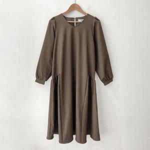 [강물처럼]아이우먼 벨리절개옆셔링원피스 SMS935M410 빅사이즈