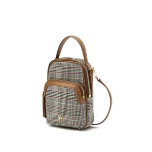 [헤지스ACC] 체크원단 크로스백 HIWA3F431