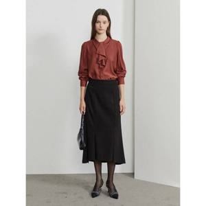 [더아이잗]울 블렌드 러플넥 블라우스 IRBA0BL071770