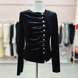 [샤틴]진주버튼장식 벨벳 슬림핏 블라우스S254M255A11