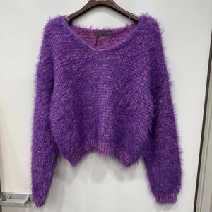 [르니앤맥코이]앙고라 혼방 브이넥  크롭 니트 스웨터 MN02KN770