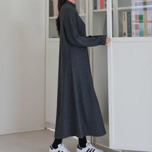 [강물처럼]아이우먼 기모반하이넥롱원피스 WBV959M601 빅사이즈