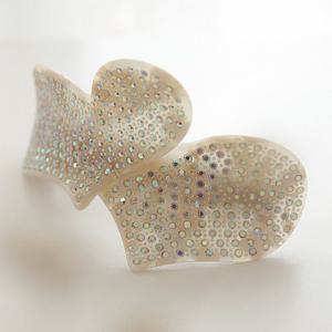 바이데이지 크림베이지 고급큐빅 하트 자동핀 Bh0736