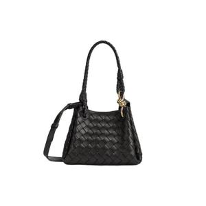 보테가 베네타 스몰 파라슈트 블랙 796569VCPPT1019