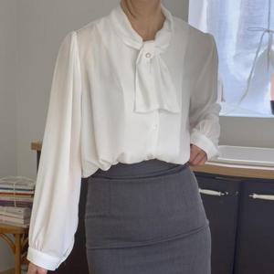 [강물처럼]아이우먼 아일렛숏리본블라우스 GOT996M503 빅사이즈