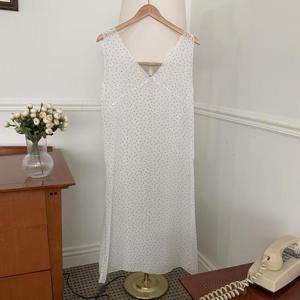 [강물처럼]아이우먼 스몰도트브이넥원피스 MOQ638M402 빅사이즈