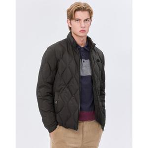 닥스 골프 남성 24FW 스테디셀러로고 패치 경량 퀼팅 다운 자켓 (SEPIA) WGJU4D002S2