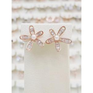 볼라레 세이브존01 럭셔리 라인 꽃 귀걸이 spe1193