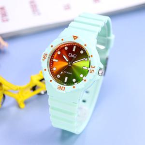 큐앤큐 VR19J-022Y 학습에 좋은 스포티 베젤 그린 그라데이션 어