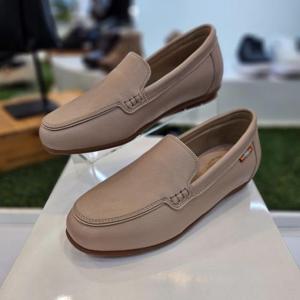 허시파피 세이브존07 여성 경량 심플 컴포트 캐주얼 로퍼 3FR454