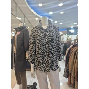 포라리 세이브존05 블랙 패턴 심플 블라우스 LB15051