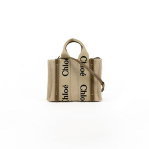 끌로에 우디 스몰 토트백 CHC23AS397L17 20X BRONZE BROWN