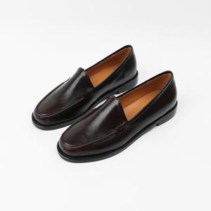 [신난다슈] 여성 로퍼 단화 2cm 플랫 구두 슬립온 클래식 발편한 낮은굽 SO25989 브라운