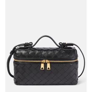 보테가베네타 Bang Bang 인트레치아토 레더 토트 백  P00908472