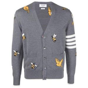 톰브라운 4 바 스트라이프 인타르시아 패턴 가디건 MKC451AY1002