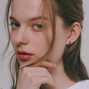 제이로렌 라피스라줄리 스퀘어 실버 귀걸이 M03978