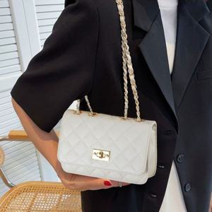 CH-22606T 크로스가방 여성패션 데일리백 체인핸드