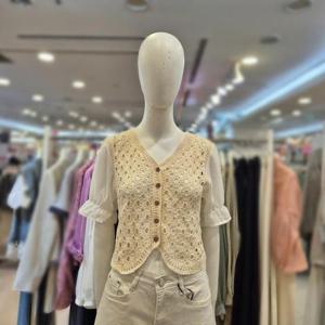 부루앤쥬디 세이브존03 부루앤쥬디 손뜨개 시스루 블라우스 AGBBRGBL014BA