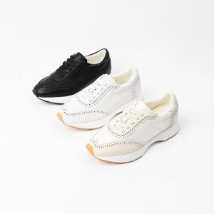 [신난다슈] 여성 스니커즈 운동화 3cm 3종 슬립온 밴딩 단화 발편한 쿠션 소가죽 MRO255152