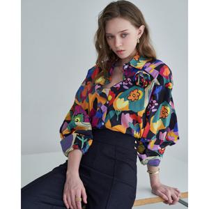 [르니앤맥코이]꽃브롯지꽃블라우스 MM05BL403HJY