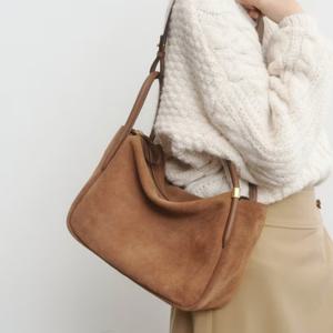 [헤지스] [H-VARY]스웨이드 베이지 레더 숄더백 HIBA5F194I2