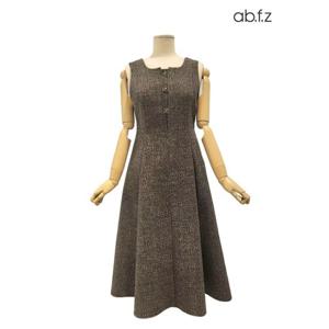 [에이비에프지]단추 포인트 민소매 롱 원피스 APA1QO02A