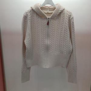 Latium HC06 짧은 뜨개느낌 두줄꽈배기 깔끔한 집업 후드 니트가디건 T2543cd06I