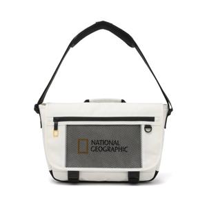 [내셔널지오그래픽키즈]K265KCR550 메쉬 메신저백 M WHITE