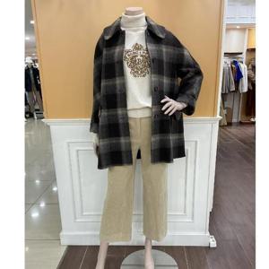 BCBG M백화점 쉐도우 체크 코트 B5D9H807
