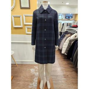 BCBG 세이브존01 포레스트 체크 코트 B5DAH825