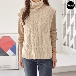 [한정수량] [모리스커밍홈] 피셔 하이넥 울 니트 베스트_M2512KV006D