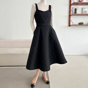 [한정수량] [모리스커밍홈] [55-66]뷔스티에 A라인 패딩 롱원피스_M2512OP115D