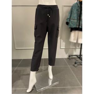 르니앤맥코이 밑단 밴딩 배기핏 팬츠 (MN04SL200HJY)