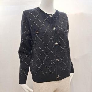 올리비아하슬러 HC04 금사를 활용한 싱글 아가일 가디건 OHEWSW110