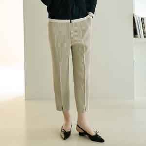 [요이츠](택가 170000원)[요이츠] 밑단 트임 슬림 배기 밴딩 팬츠 라이트베이지_YJ09WNPSL02