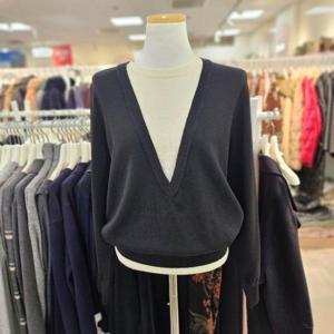 데스틸 HC35 배색 브이넥 D2613SW24