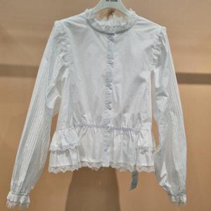 라티움 HC34 봄 레이스배색 숏짧은면혼방블라우스 T2613Bl11