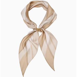 [헤지스ACC] 베이지 헤리아토 마름모 실크 스카프 [링포함] HISC6E621I2