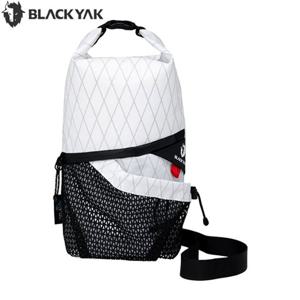 블랙야크 남여공용 아웃도어 등산 보조가방 롯지롤탑크로스백C 2BYABXV912WH