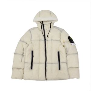 스톤아일랜드 와펜 패치 남성 패딩 L1S154100016 S0302 V0093