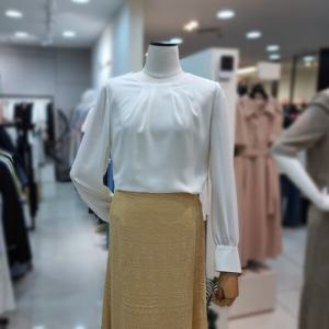 [잇미샤][잇미샤] 핀턱 노카라 블라우스(ITP8BBL500)_DG