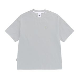 N262UTS991 프로즌에어 레터링 그래픽 세미오버핏 반팔 티셔츠 LIGHT KHAKI