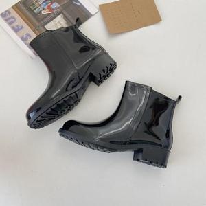 모던 클래식 첼시 여성 심플 데일리 레인부츠 레인22