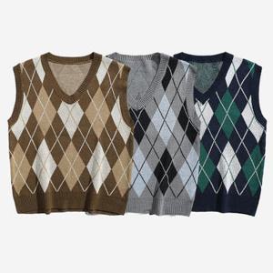 [아이에스이랩]아가일 패턴 루즈핏 가을 니트 조끼 4NT025