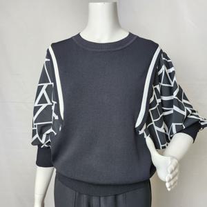 [르니앤맥코이(여성)]소매패턴 나그랑 라운드니트(ML05KN400FJY)