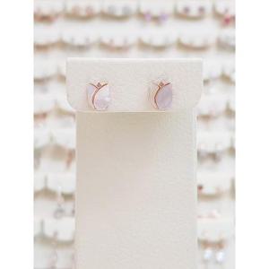 볼라레 세이브존01 튤립 자개 오닉스 볼드 귀걸이 spe1002