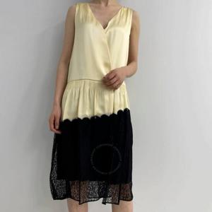 버버리 여성용 크림 실크 새틴 앤 레이스 슬리브리스 드레스 4548163