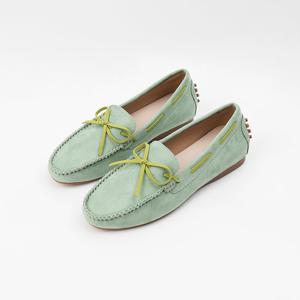 [신난다슈] 여성 로퍼 단화 1cm 플랫 구두 슬립온 발편한 쿠션 스웨이드 GDR253047 그린